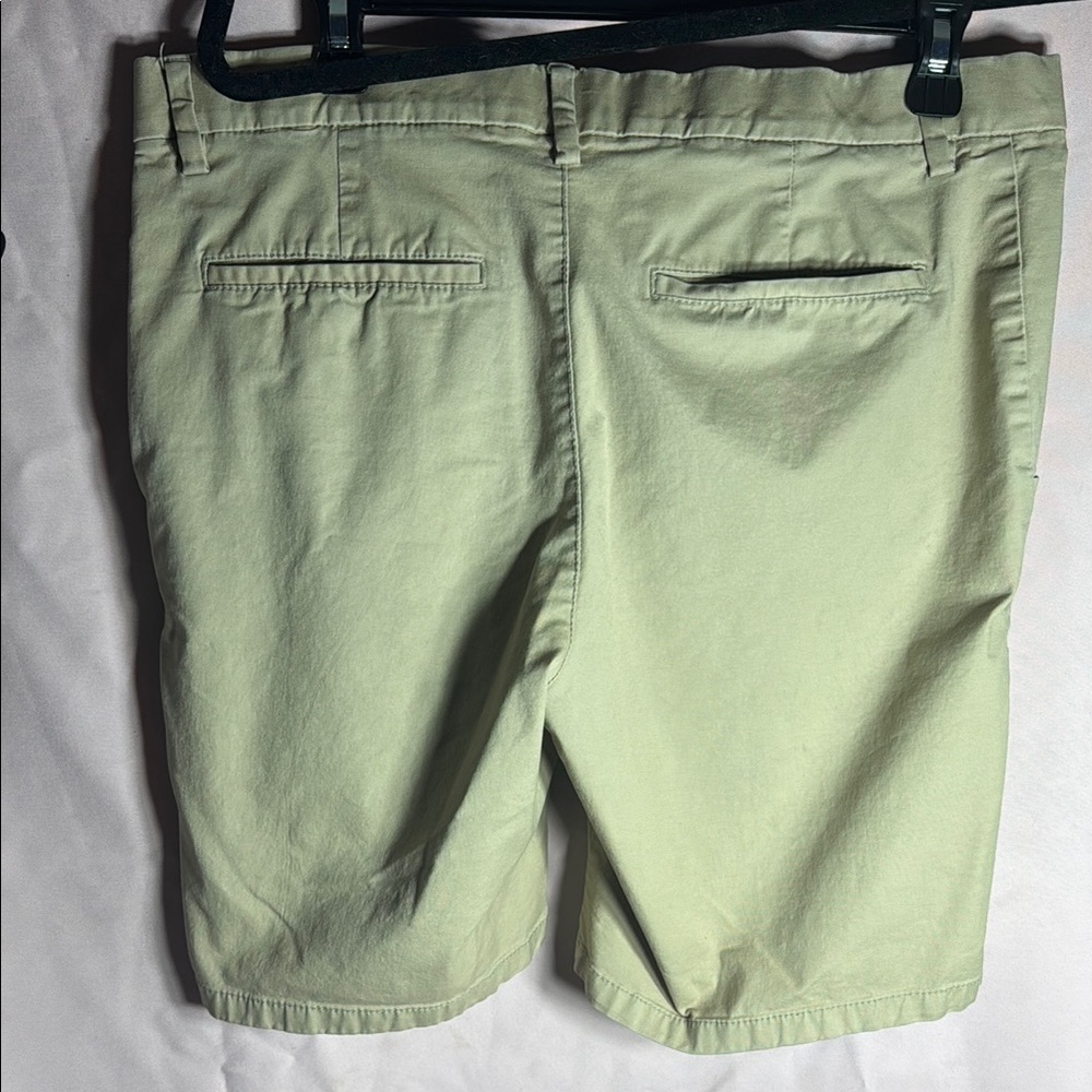Old Navy Tan Flat Front Shorts Casual Wear - Picture 3 of 6
